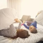 Jangan abaikan pentingnya mengganti bantal tidur Anda