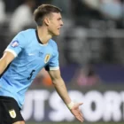 Pertandingan yang diwarnai dengan banyak peluang dan drama ini berakhir imbang 0-0 hingga waktu normal, dan Uruguay akhirnya menang 4-2 melalui adu penalti. FOTO: APnews