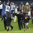 Schauffele menyelesaikan pertandingan dengan skor 6-di bawah 65 melalui babak final yang menjadi salah satu yang paling berkesan dalam sejarah British Open