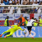 Inggris berhasil memecahkan kutukan adu penalti mereka dengan kemenangan 5-3 atas Swiss setelah bermain imbang 1-1 dalam pertandingan perempat final Euro 2024