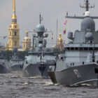 Rusia menggelar latihan angkatan laut ekstensif yang melibatkan sekitar 300 kapal perang dan kapal cepat dari Armada Utara, Pasifik, dan Baltik, serta Armada Kaspia