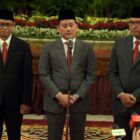 Presiden Joko Widodo secara resmi melantik tiga wakil menteri (wamen) Kabinet Indonesia Maju di Istana Negara, Jakarta, pada Kamis, 18 Juli 2024