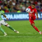 Foto: Reuters, Orlando, FL, AS; Penyerang Panama, Cesar Yanis (21) mengontrol bola saat melawan Bolivia di babak kedua dalam pertandingan penyisihan grup Copa America di Inter&CO Stadium. 