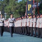 Upacara dipimpin oleh Kapolda Jawa Barat, Irjen Pol Dr. Akhmad Wiyagus, S.I.K., M.Si., M.M., sebagai Inspektur Upacara, dan dihadiri oleh Pejabat Utama Polda Jabar, Kapolres jajaran Polda Jabar, serta tamu undangan dari berbagai instansi lainnya