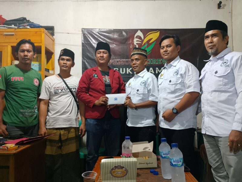 FGSB, yang dikenal aktif dalam berbagai kegiatan sosial, turut memberikan sumbangan untuk santunan anak yatim melalui Pemuda Cirewed