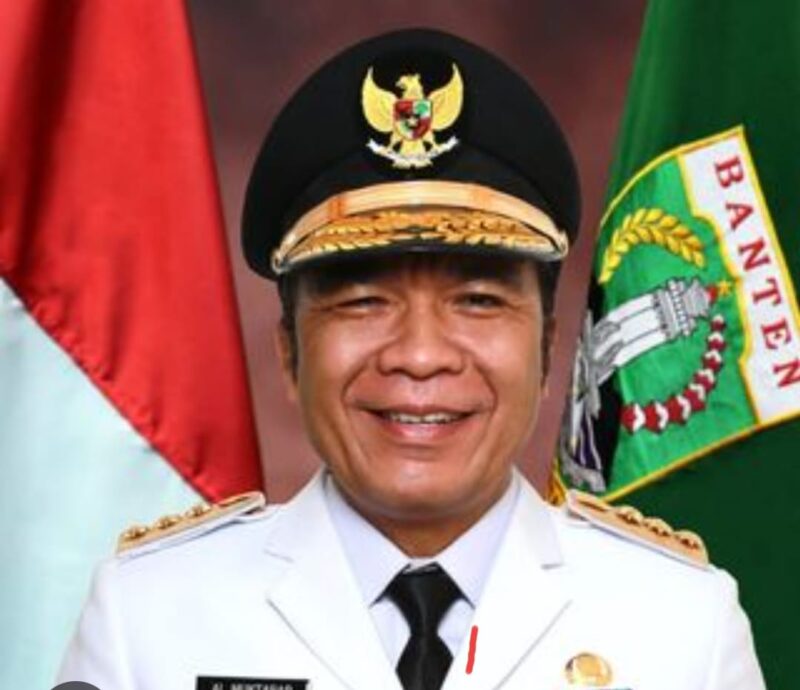 PJ Gubernur Banten, Almuktabar, diminta tidak tinggal diam terkait dugaan praktik jual beli kursi dalam penerimaan peserta didik baru (PPDB) tahun ajaran 2024/2025 di SMAN 4 Kabupaten Tangerang