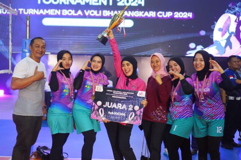 Zona Priangan berhasil meraih gelar runner-up dalam Turnamen Volley Ball Qualification 2024 yang berlangsung di GOR Jalak Harupat, Kabupaten Bandung