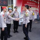 Kapolda Jawa Barat, Irjen Pol. Dr. Akhmad Wiyagus, S.I.K., M.Si., M.M., didampingi oleh Pejabat Utama Polda Jabar, melaksanakan kunjungan kerja ke Polres Cimahi pada Kamis (25/7/2024)