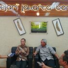 Kepala Kejaksaan Negeri (Kajari) Jakarta Barat, Hendri Antoro, mengungkapkan bahwa penerapan sistem data monitoring center merujuk pada perintah presiden melalui Sistem Pengendalian Intern Pemerintah (SPIP)