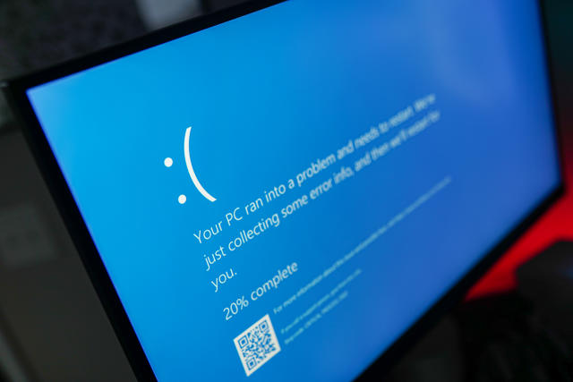 Masalah berasal dari update yang dikeluarkan oleh perusahaan keamanan siber CrowdStrike dan mempengaruhi komputer yang menjalankan Microsoft Windows