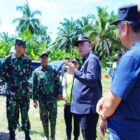 Pj Bupati Muba H Sandi Fahlepi bersama Kapolres Musi Banyuasin, Dandim 0401 Muba, Sekda Muba H Apriyadi, dan perangkat daerah terkait langsung bergerak ke lokasi untuk melihat langsung kejadian pada Sabtu, 29 Juni 2024