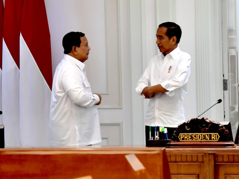 Dalam rapat tersebut, Presiden Jokowi menekankan bahwa dalam rencana RAPBN 2025 harus dapat mengakomodasi program pemerintah ke depan. Foto: Biro Humas Setjen Kemhan