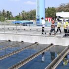 Presiden Joko Widodo (Jokowi) meresmikan Sistem Penyediaan Air Minum (SPAM) di Kota Bandar Lampung, Provinsi Lampung, Senin (26/08/2024). (Foto: BPMI Setpres/Kris)

Read more: https://setkab.go.id/presiden-jokowi-resmikan-sistem-penyediaan-air-minum-di-kota-bandar-lampung/