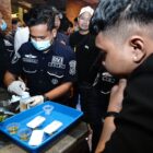 Dir.Res Narkoba Polda Jabar, Kombes Pol. Johanes R. Manalu, bersama dengan Wadir Res Narkoba, melaksanakan kegiatan Patroli Rutin yang ditingkatkan (KRYD) di wilayah hukum Polrestabes Bandung pada Jumat dini hari, 2 Agustus 2024