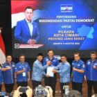 etua DPP Partai Demokrat, Agus Harimurti Yudhoyono (AHY), telah resmi memberikan Surat Keputusan (SK) Rekomendasi kepada pasangan calon Walikota dan Wakil Walikota Cimahi untuk periode 2024-2029