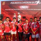 Dalam rangka memeriahkan Hari Kemerdekaan Republik Indonesia yang ke-79, Polresta Cirebon mengadakan kegiatan Fun Run 5K pada Minggu (11/8/2024). Acara yang dimulai dari Mapolresta Cirebon dan berakhir di RM. Bageur Tengkleng, Kecamatan Talun, Kabupaten Cirebon