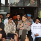 Sat Reskrim Polres Karawang menggelar konferensi pers terkait pengungkapan kasus tindak pidana kekerasan yang terjadi di wilayah Kecamatan Rengasdengklok
