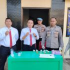 Dalam rangka mendukung program Kapolda Banten untuk mencegah penyalahgunaan narkoba di lingkungan internal Polri, Seksi Propam Polres Lebak, Polda Banten, rutin melaksanakan pengecekan urine bagi personil Polres Lebak. Kegiatan ini berlangsung di Gedung Si Propam Polres Lebak pada Senin (19/8/2024)