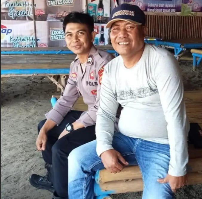 Bhabinkamtibmas Brigadir Warih rutin melakukan kegiatan sambang warga. Kegiatan ini bertujuan untuk memberikan pesan-pesan Kamtibmas secara langsung kepada warga masyarakat