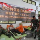 Ratusan personel gabungan dari berbagai unsur, termasuk prajurit TNI, Polri, PNS, dan anggota Persit Kartika Chandra Kirana Koorcab Rem 071 PD IV/Diponegoro, turut ambil bagian dalam kegiatan donor darah massal