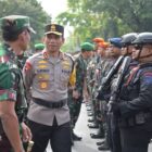Kapolda Jawa Barat, Irjen Pol Dr. Akhmad Wiyagus, S.IK., M.SI., M.M., menghadiri Apel Gelar Pasukan yang diadakan oleh Kodim 0618/BS Kota Bandung, Rabu (28/8/2024)