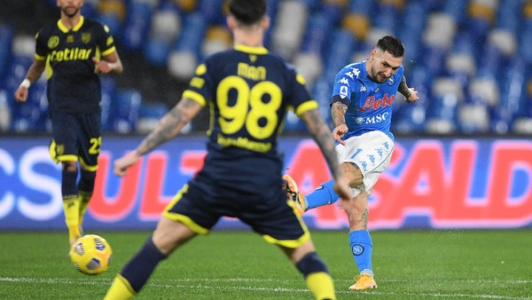 Liga Italia 2024/2025 menyajikan laga menarik antara Napoli dan Parma yang akan digelar di Stadio Diego Armando Maradona, Naples, pada Minggu, 1 September 2024 pukul 01.45 WIB.