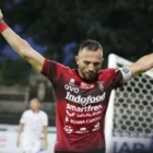 Bali United memulai Liga 1 2024/2025 dengan kemenangan gemilang, mengalahkan Persik Kediri 3-1 di kandang lawan