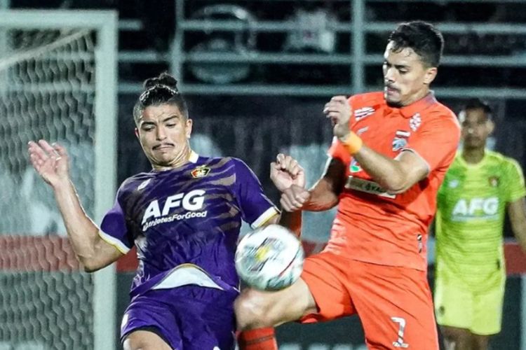 Laga pembuka pekan pertama BRI Liga 1 2024/2025 akan menyajikan duel sengit antara Persik Kediri dan Bali United. Pertandingan ini akan berlangsung di Stadion Brawijaya pada Minggu, 11 Agustus 2024, mulai pukul 15.30 WIB