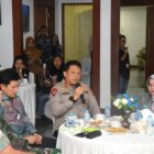 epala Kepolisian Daerah (Kapolda) Maluku, Irjen Pol Drs. Eddy Sumitro Tambunan, M.Si, mengajak seluruh elemen masyarakat dan pihak terkait untuk bersama-sama memastikan Pemilihan Kepala Daerah (Pilkada) serentak tahun 2024 di wilayah Maluku berlangsung aman, damai, dan lancar