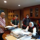 Kejaksaan Tinggi Daerah Khusus (Kejati DK) Jakarta kembali menunjukkan keseriusannya dalam pemberantasan korupsi dengan menggelar penggeledahan serta penyitaan terkait dugaan tindak pidana korupsi (Tipikor) dalam proyek pengembangan tanah Technopark yang melibatkan PT. Hutama Karya (Persero)