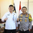 Wakil Kepala Kepolisian Daerah Maluku, Brigjen Pol Samudi, S.Ik., M.H., menyambut baik kunjungan silaturahmi yang dilakukan oleh Kepala Badan Narkotika Nasional Provinsi (BNNP) Maluku, Brigjen Pol Deni Dharmapala, pada Senin (9/9/2024)