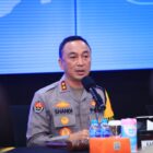 Kadiv Humas Polri, Irjen Pol Sandi Nugroho, menyampaikan bahwa pengamanan PON XXI 2024 di kedua wilayah ini merupakan bagian dari Operasi Kepolisian Kewilayahan