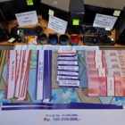 Dalam penggerebekan ini, polisi menangkap delapan tersangka yang terlibat dalam operasi percetakan uang palsu sejak awal 2024