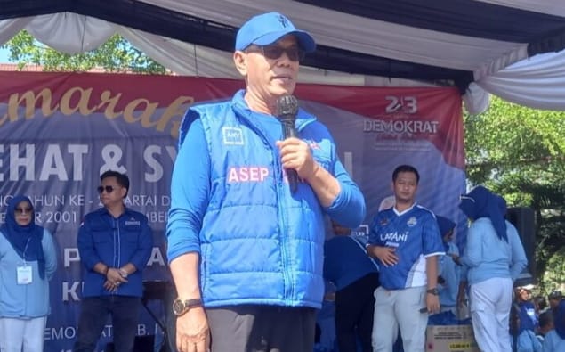 H.Asep Ikhsan, Ketua Fraksi Partai Demokrat DPRD Kabupaten Bandung, menyampaikan komitmennya di hadapan ribuan kader dan simpatisan untuk melanjutkan pembangunan Kabupaten Bandung melalui program Bedas Jilid 2,