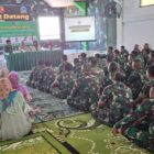 Komandan Kodim 1506/Namlea, Letkol Inf Muhammad Tamami, S.Sos, memimpin kegiatan jam pimpinan yang dihadiri oleh seluruh perwira dan prajurit Kodim 1506/Namlea, termasuk Ketua Persit Kartika Chandra Kirana Cabang XXIX dan ibu-ibu Persit