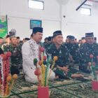 Acara tersebut dihadiri oleh Komandan Kodim 1506/Namlea, Letkol Inf Muhammad Tamami, S.Sos., bersama para perwira, seluruh prajurit Kodim 1506/Namlea, serta anggota Persit Kartika Chandra Kirana