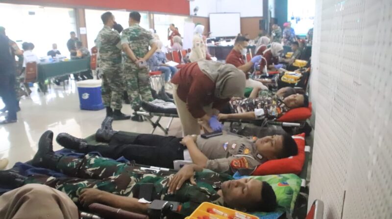 Bakti Kesehatan merupakan bagian dari rangkaian acara yang dipimpin langsung oleh Panglima TNI Jenderal TNI Agus Subiyanto, S.E., M.Si.