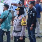 Kapolres Buru, AKBP Sulastri Sukidjang S.H., S.I.K., M.M., menjadi figur sentral dalam mengawal deklarasi kampanye damai ini. Sebagai sosok yang dikenal tegas dan berpengalaman, beliau memimpin langsung proses pengamanan yang berlangsung di Lapangan MTQ Namlea