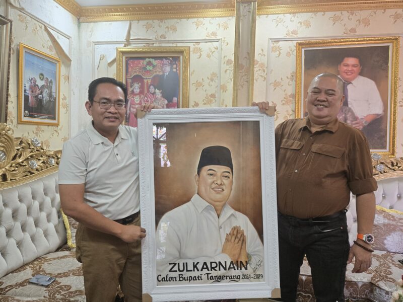Ketua Badan Pemenangan Pemilu (Bappilu) pasangan calon (Paslon) Zulkarnain - Lerru Yustira, Denny Charter, mendesak agar seluruh pejabat di lingkungan Pemda, termasuk Pj Bupati, Pjs Sekda, kepala dinas, camat, lurah, dan kepala desa, bersikap netral