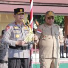Kapolda NTB, Irjen Pol. R. Umar Faruq, SH., M.Hum., memimpin Apel Gelar Pasukan Operasi Mandalika Gatari 2024 untuk pengamanan event MotoGP Mandalika pada Selasa, 24 September 2024