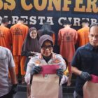 Jajaran Polsek Gempol berhasil mengungkap kasus dugaan tindak pidana pemalsuan, penyimpanan, dan pengedaran uang palsu