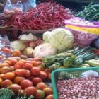 Pada Sabtu, 7 September 2024, beberapa harga bahan pangan terpantau mengalami kenaikan di pasar nasional, di antaranya telur ayam ras, bawang putih bonggol, serta daging ayam ras