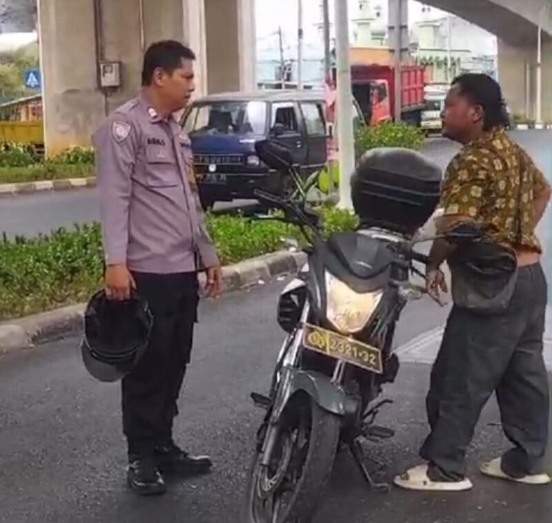 Irjen Dedi Prasetyo menegaskan bahwa aksi heroik yang dilakukan Aiptu Agus merupakan wujud dari komitmen Polri untuk melindungi, melayani, dan mengayomi masyarakat. Ia berharap, keberanian dan profesionalisme Aiptu Agus dapat menjadi teladan bagi seluruh personel kepolisian lainnya