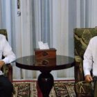 residen Joko Widodo (Jokowi) telah menegaskan rencananya untuk kembali ke Solo, Jawa Tengah, setelah masa jabatannya berakhir pada 20 Oktober 2024. Sementara Wakil Presiden Ma'ruf Amin akan kembali ke dunia pesantren sebagai kiai