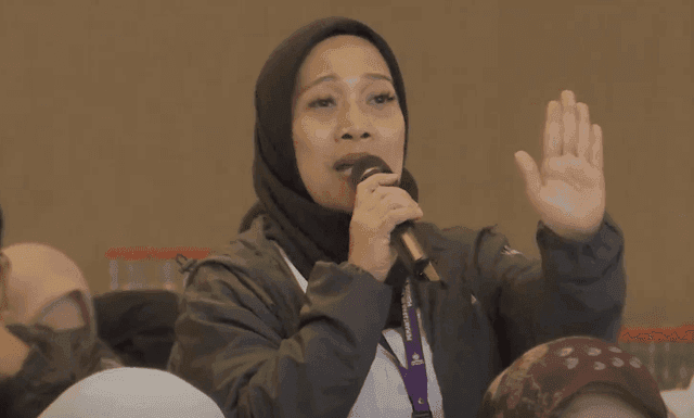 Tia Rahmania, calon anggota legislatif (Caleg) terpilih yang dipecat keanggotaannya dari PDI Perjuangan, menggugat partai tersebut ke Pengadilan Negeri Jakarta Pusat (PN Jakpus)