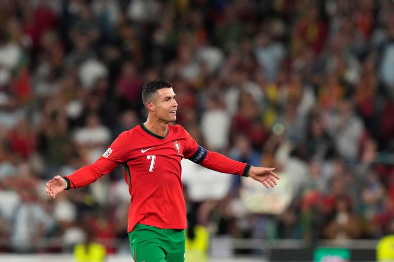 Portugal berpeluang besar mengamankan tempat di perempat final UEFA Nations League saat mereka bertandang ke Hampden Park, Rabu dini hari, 16 Oktober 2024, pukul 01.45 WIB