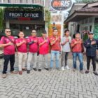 Pengukuhan ini dipimpin langsung oleh Ketua PW FRN Kabupaten Lebak, Asma Sutisna, S.Pd., dan disaksikan oleh Wakil Ketua PW FRN Lebak, Baedi Muhtar, SH., serta sejumlah pengurus lainnya