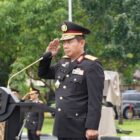 Wakapolda Maluku, Brigjen Pol Samudi, S.I.K., M.H., bertindak sebagai inspektur upacara. Upacara ini dihadiri oleh Irwasda Maluku, seluruh pejabat utama, dan personel Polda Maluku dalam rangka memperingati kesaktian Pancasila sebagai ideologi bangsa
