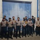 Polres Cirebon Kota Polda Jabar menggelar Patroli mobile sejumlah wilayah,upaya berikan rasa aman kepada masyarakat upaya cipta kondisi di tahun politik, dengan Kegiatan kepolisian Rutin yang ditingkatkan (KRYD) di wilayah hukum Polres Cirebon Kota, pimpin Ipda Maman selaku Pawas, Kamis malam (03/10/2024)