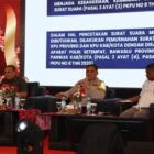 Karo Ops Polda Maluku, Kombes Ronald Refli Rumondor, S.Ik, mengingatkan Komisi Pemilihan Umum (KPU) untuk memastikan hak pilih masyarakat dalam ajang Pilkada serentak tahun 2024 dipenuhi dengan baik